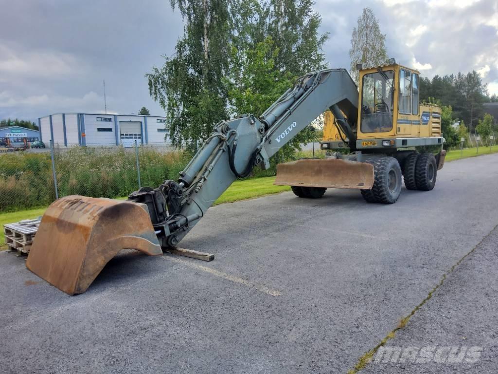 Volvo EW 200 Gumikerekes kotrók