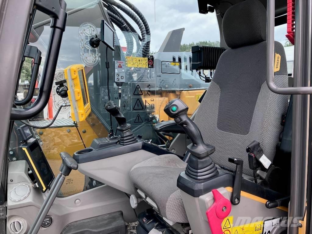 Volvo ECR 235 E Lánctalpas kotrók