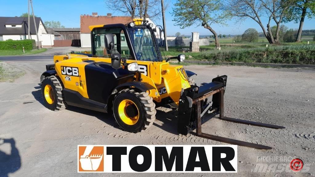 JCB 525-60 Teleszkópos rakodók