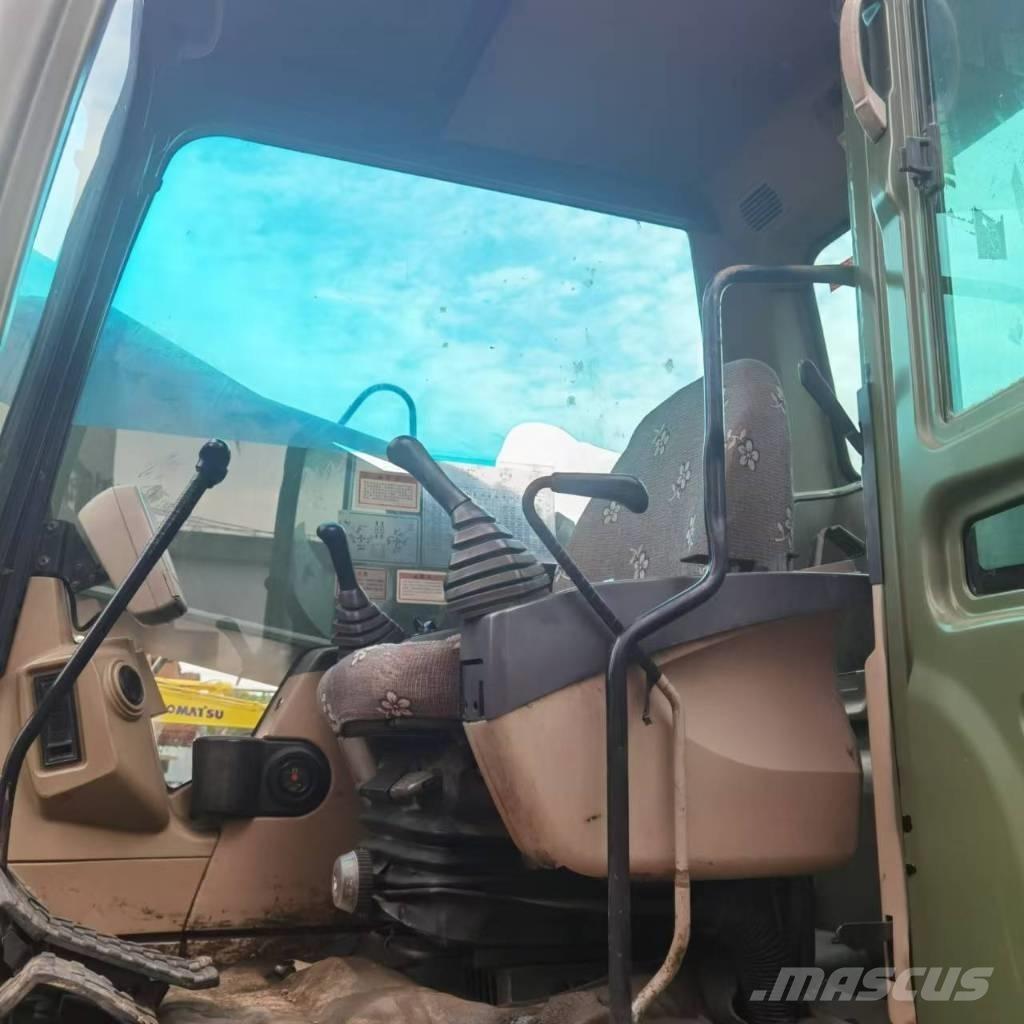 CAT 330 C Lánctalpas kotrók