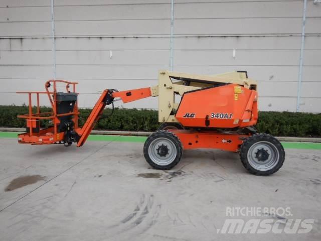 JLG 340AJ Karos emelők
