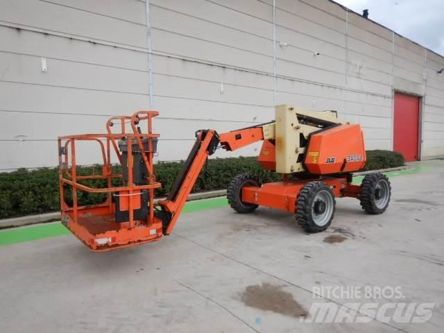 JLG 340AJ Karos emelők