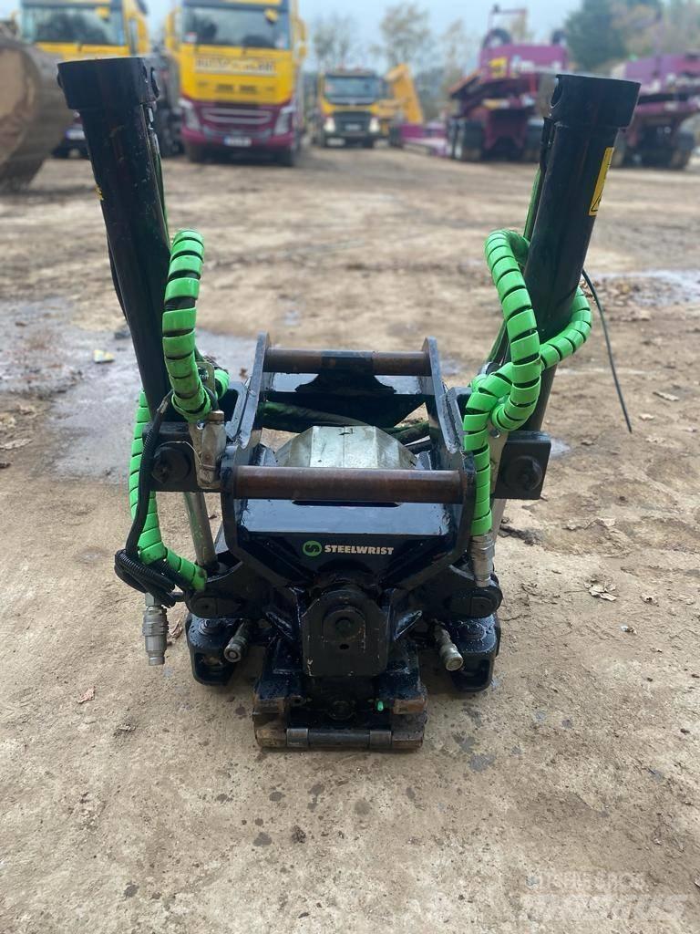 Steelwrist X12 S45 Gyors csatlakozók