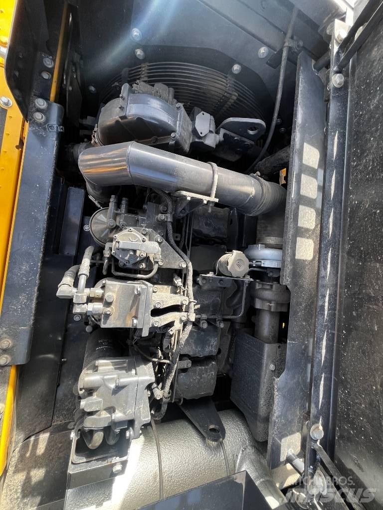 Komatsu PC 450-8 Lánctalpas kotrók