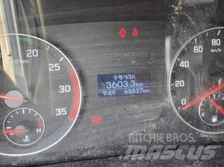 DASAN CT300L Teherautóra szerelt emelők és állványok