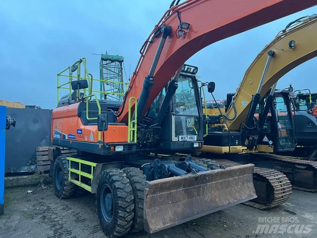 Doosan DX 190 W-3 Gumikerekes kotrók