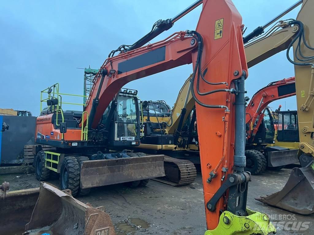 Doosan DX 190 W-3 Gumikerekes kotrók