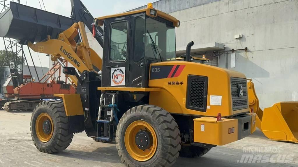 LiuGong 835 H Gumikerekes homlokrakodók