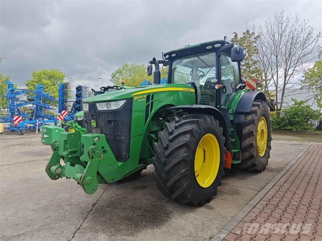 John Deere 8400R Traktorok
