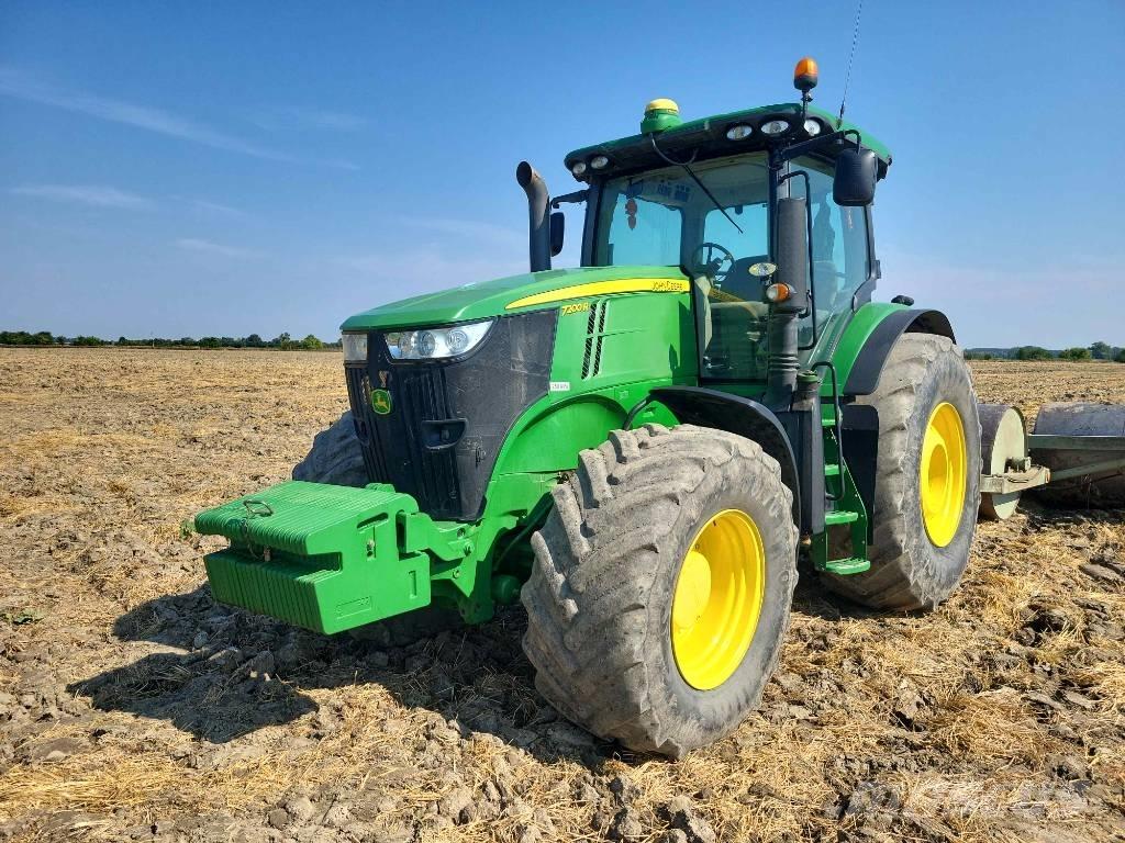 John Deere 7200 R Traktorok