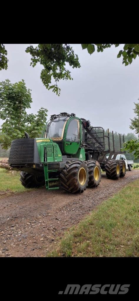 John Deere 1110E Kihordók
