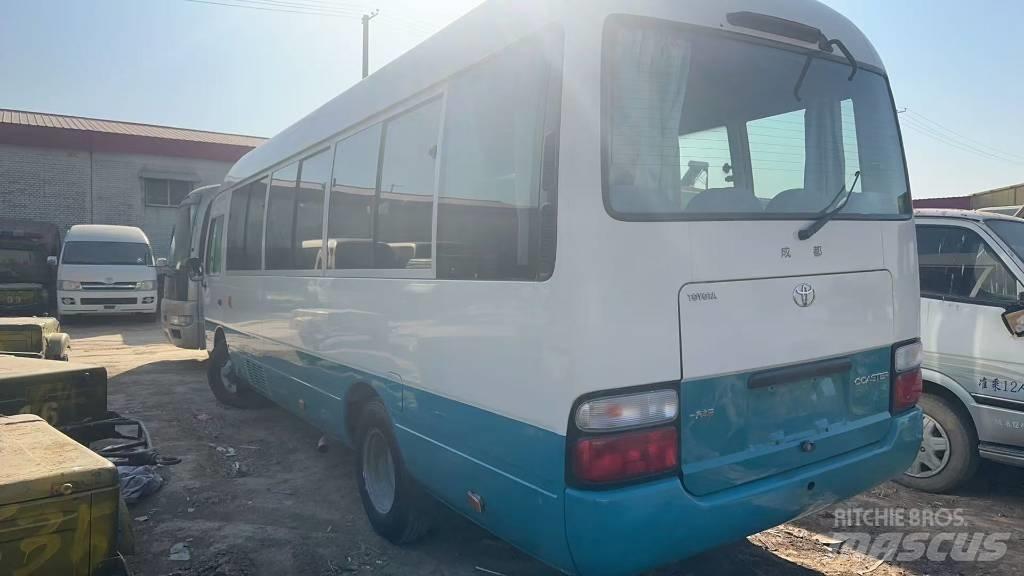 Toyota Coaster Bus Mini buszok