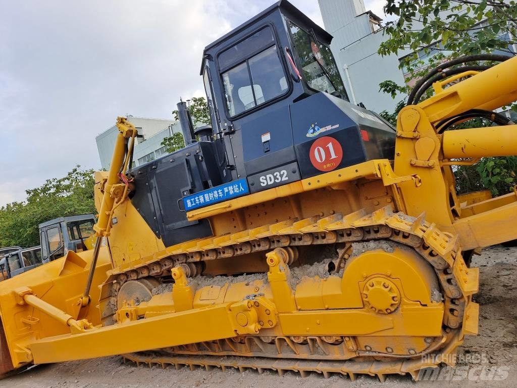 Shantui SD 32 lánctalpas dózerek