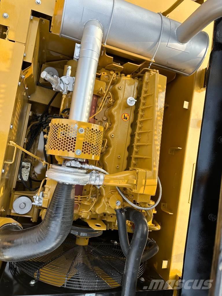 CAT 330 B Lánctalpas kotrók
