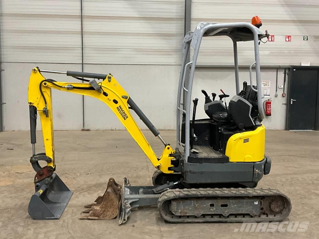 Neuson EZ 17 Mini kotrók < 7t