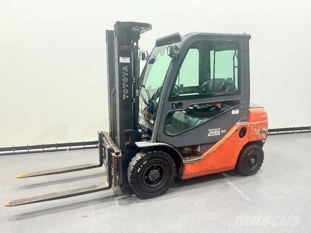 Toyota 02-8 FDF 25 Dízel targoncák