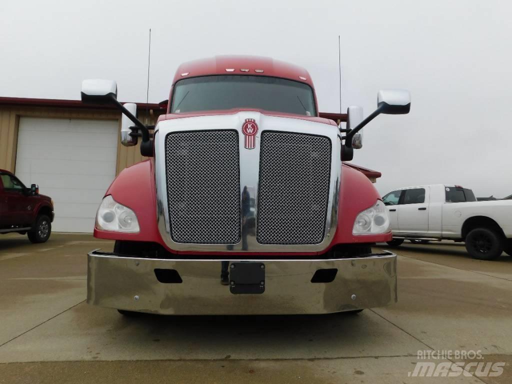 Kenworth T 680 Nyergesvontatók