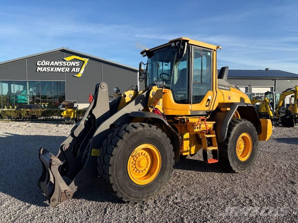 Volvo L 90 H Gumikerekes homlokrakodók