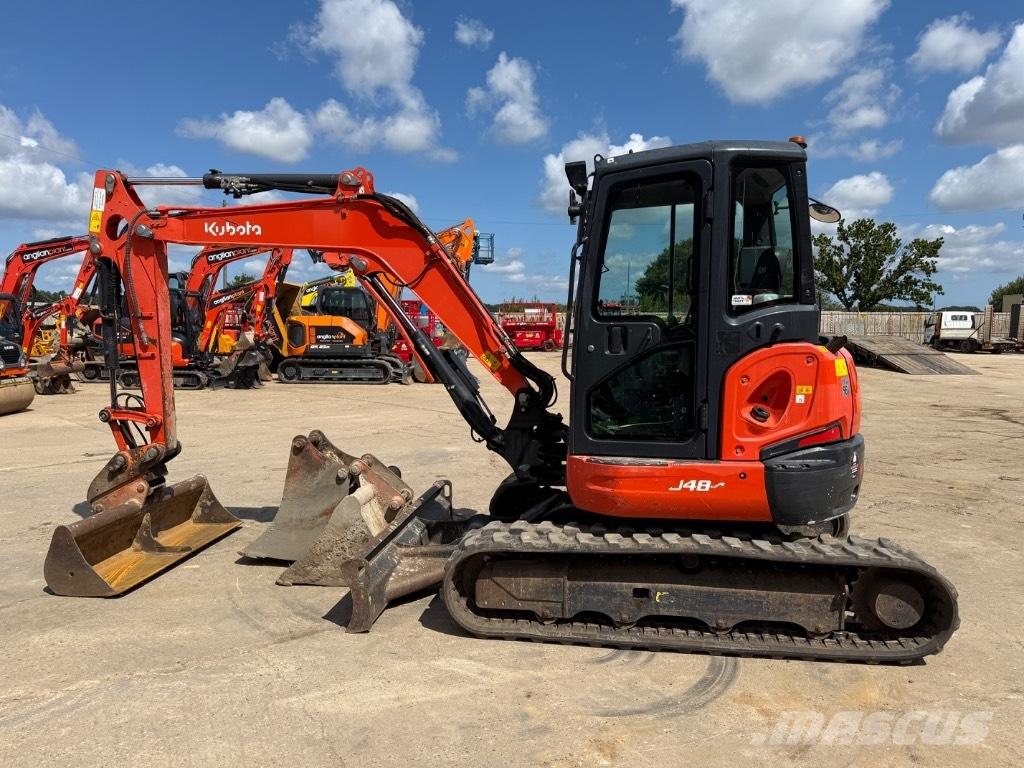 Kubota U 48 Mini kotrók < 7t