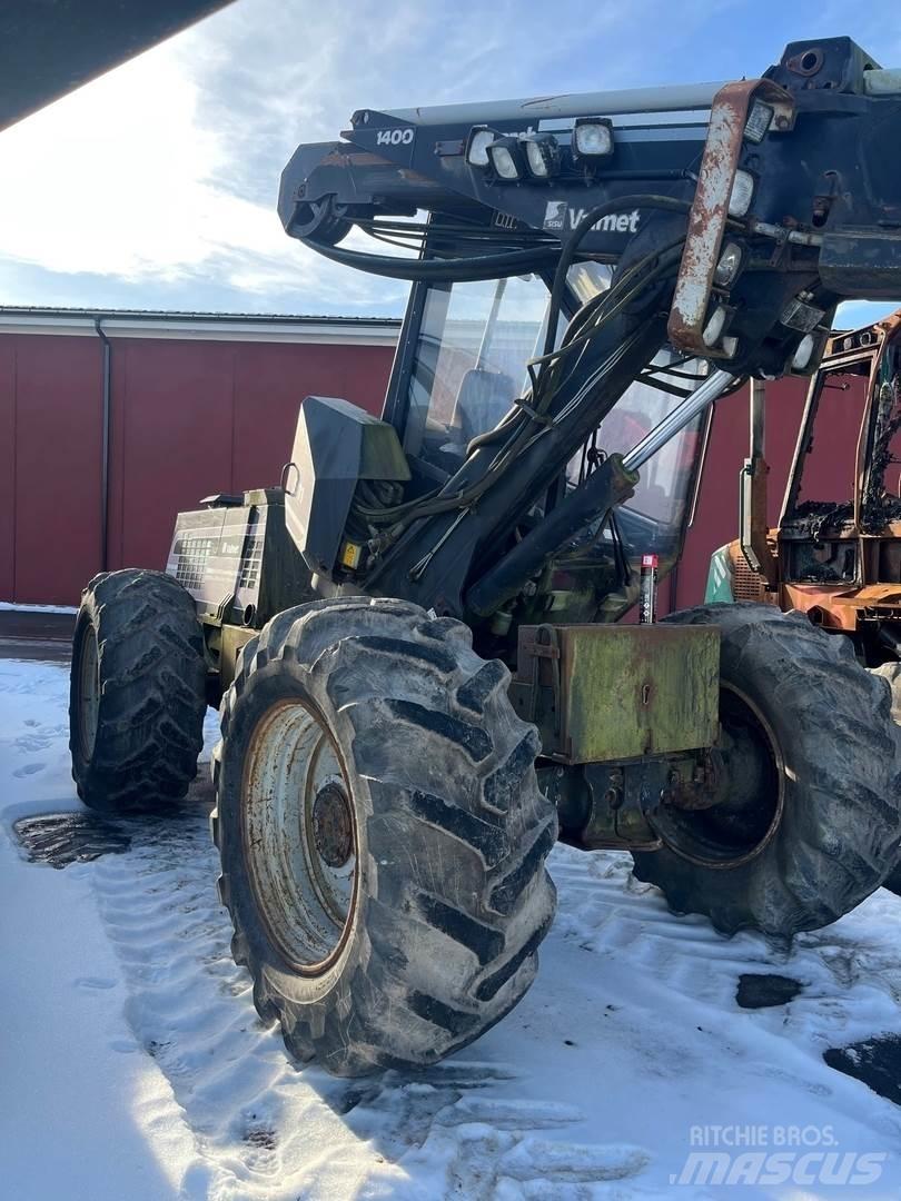 Valmet 911 Betakarítók