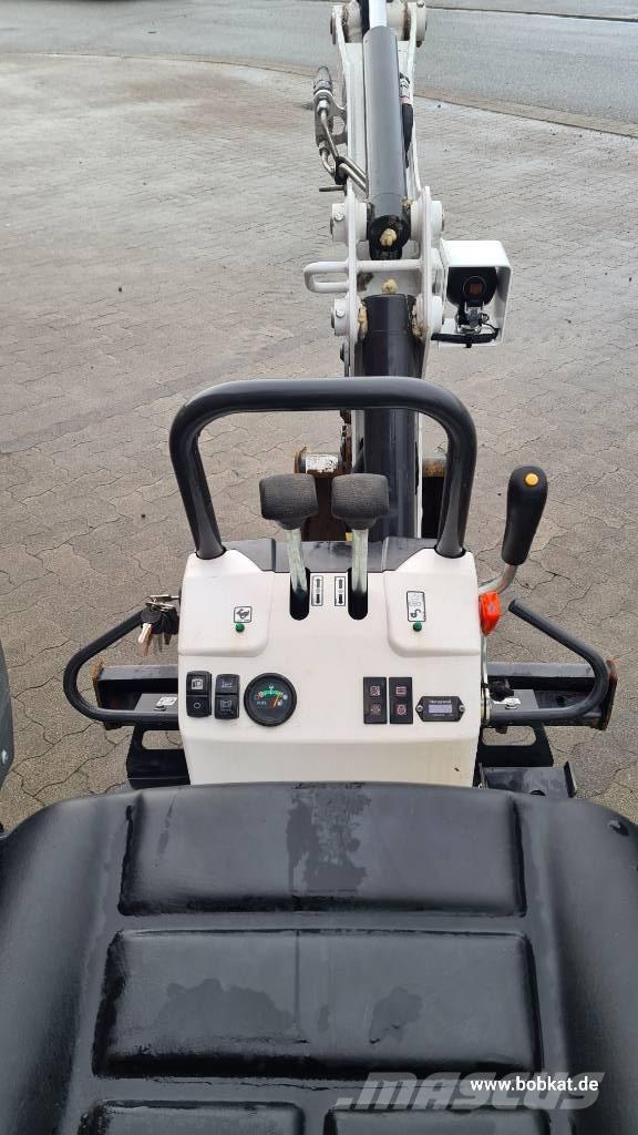 Bobcat E 10z Mini kotrók < 7t