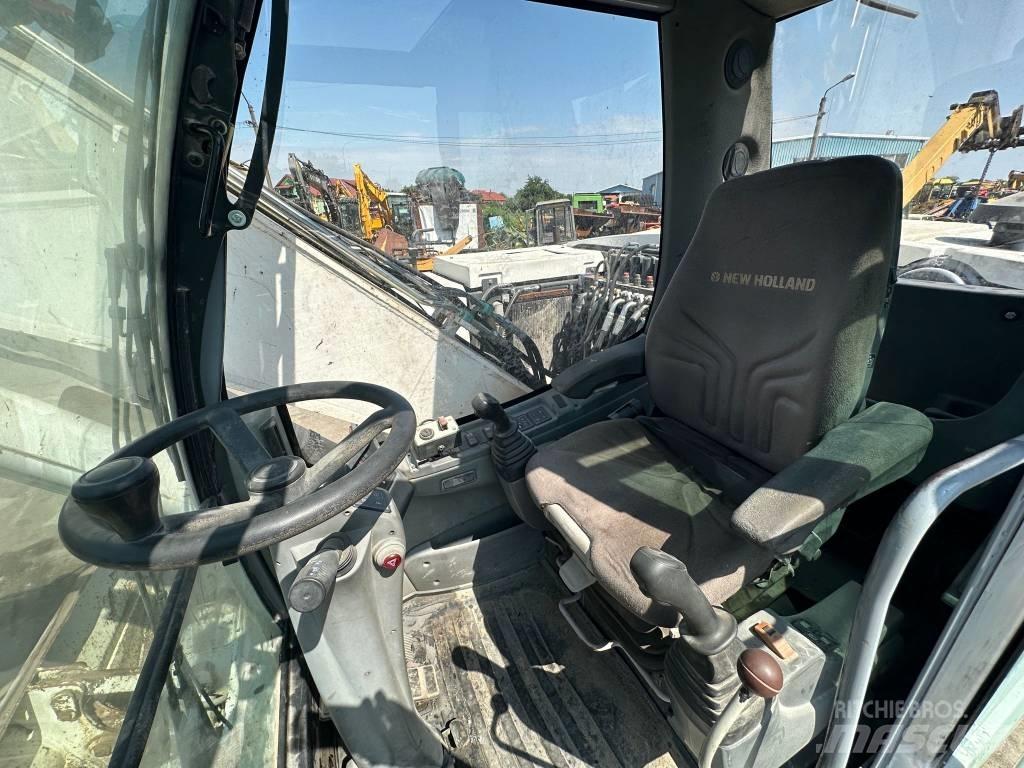 New Holland MH Plus Gumikerekes kotrók