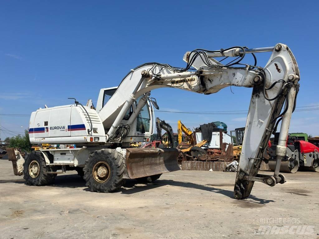 New Holland MH Plus Gumikerekes kotrók