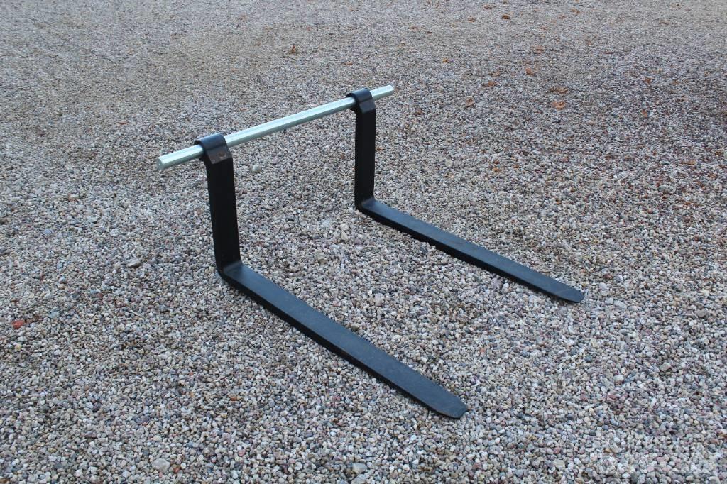 JCB Q-Fit Villák