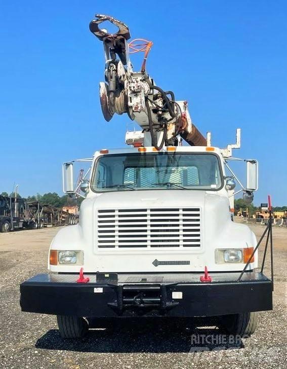 International 4700 Közúti karbantartó haszongépek