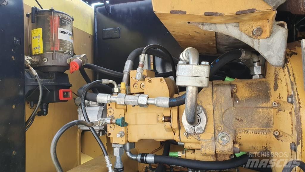 CAT M 318 D MH Hulladékkezelő gépek