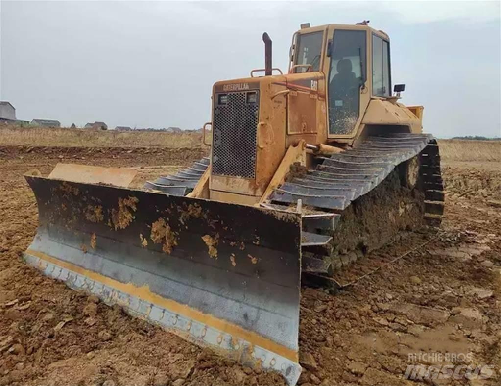 CAT D 6 N lánctalpas dózerek