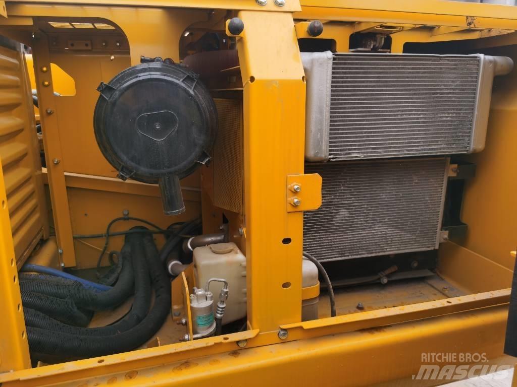 Komatsu PC 220-7 Lánctalpas kotrók