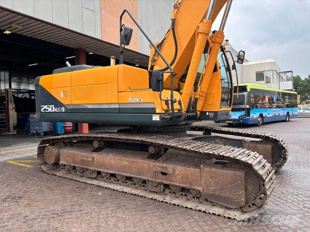 Hyundai 250NLC-9 Lánctalpas kotrók