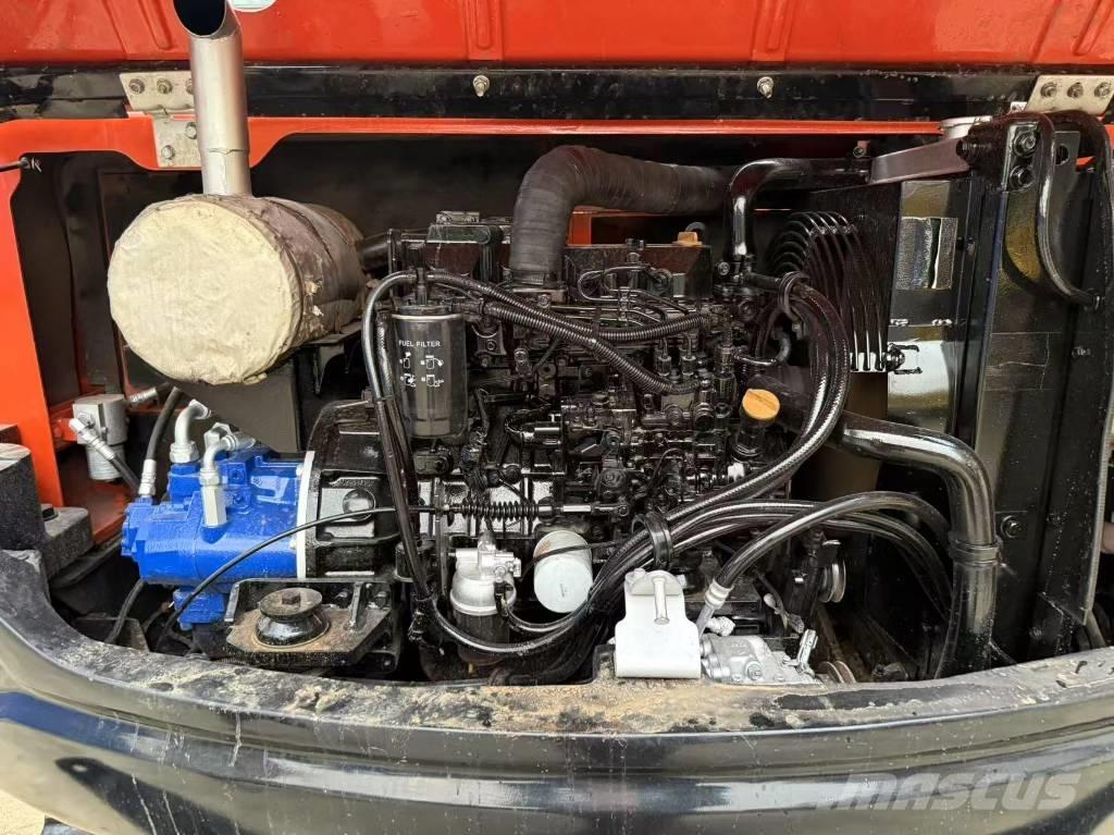 Doosan DX 75 Lánctalpas kotrók