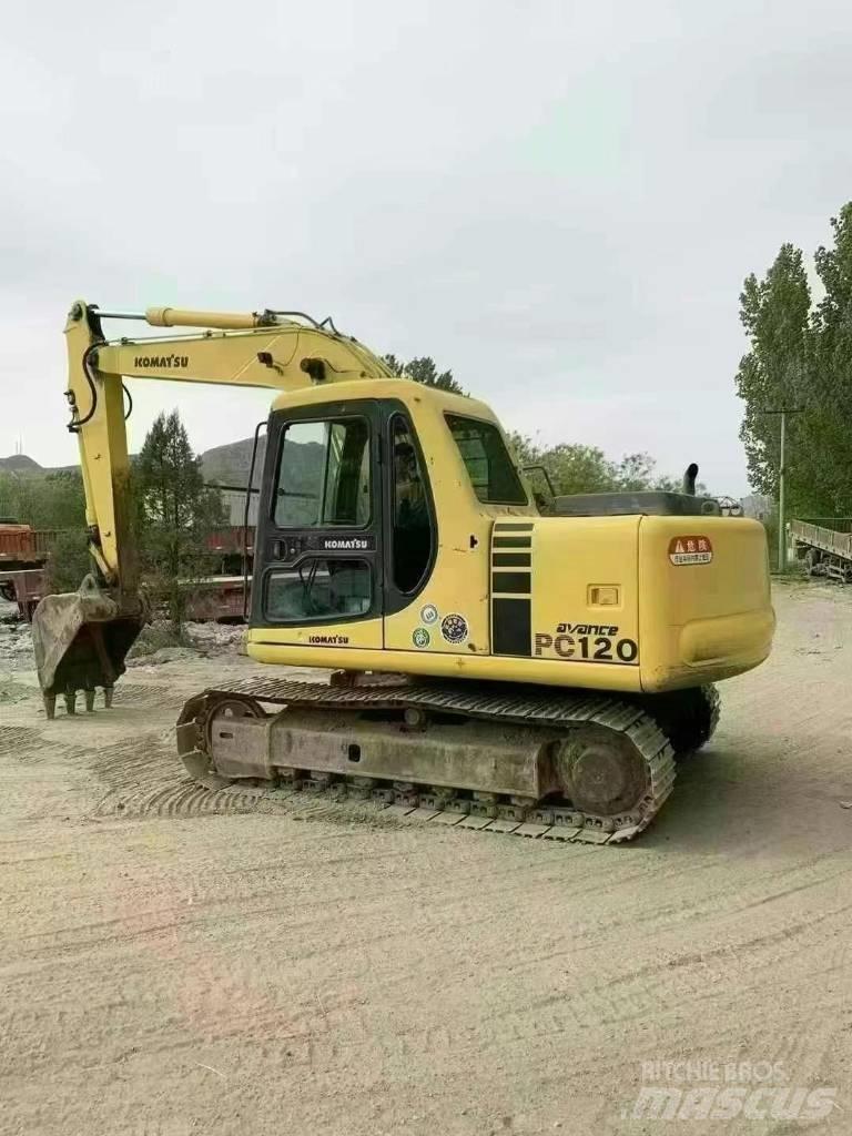 Komatsu PC 120-6 Közepes (midi) kotrók 7 t - 12 t