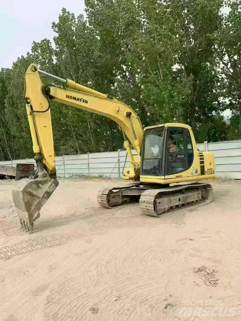 Komatsu PC 120-6 Közepes (midi) kotrók 7 t - 12 t