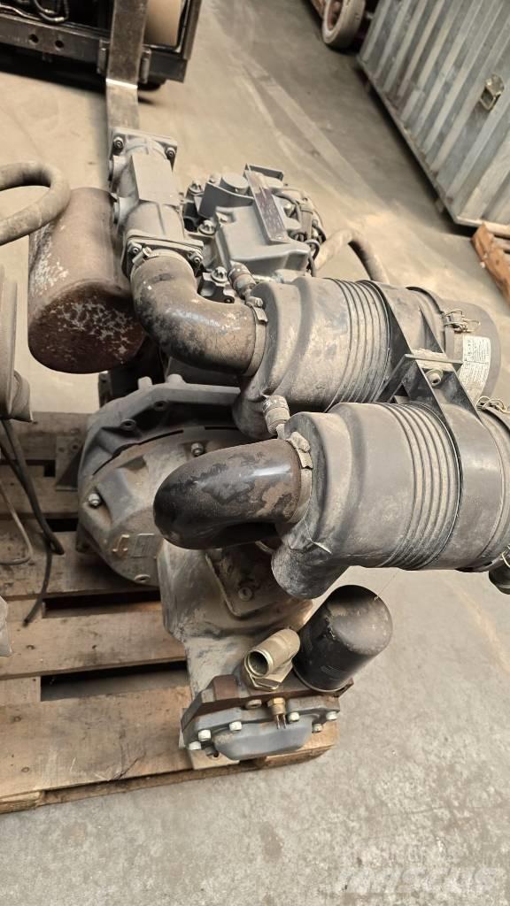 Deutz F2M1011 Motorok