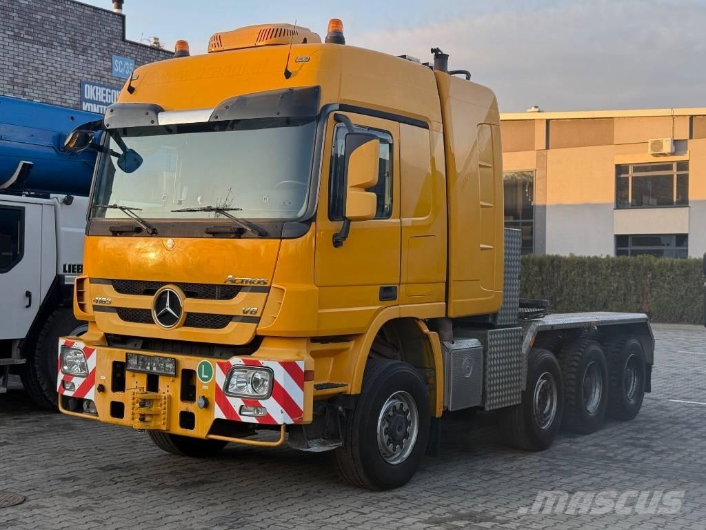 Mercedes-Benz 4165 Nyergesvontatók
