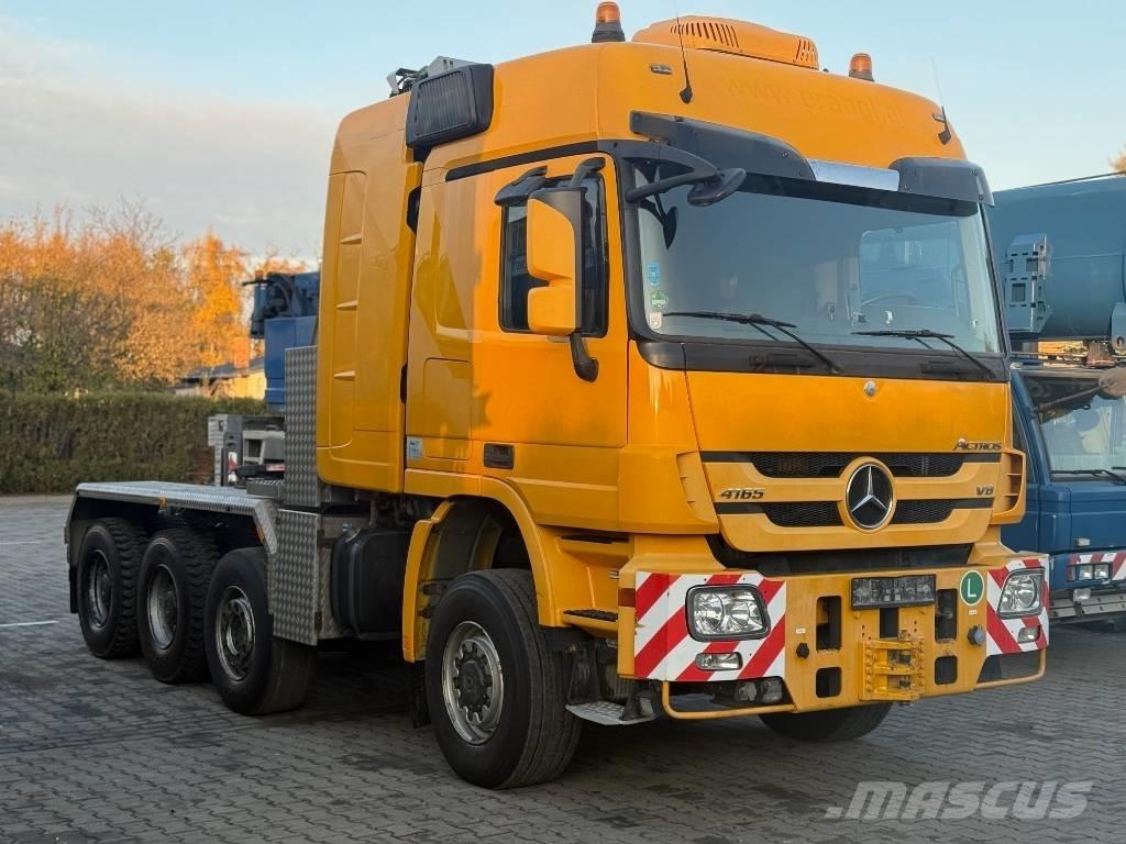 Mercedes-Benz 4165 Nyergesvontatók