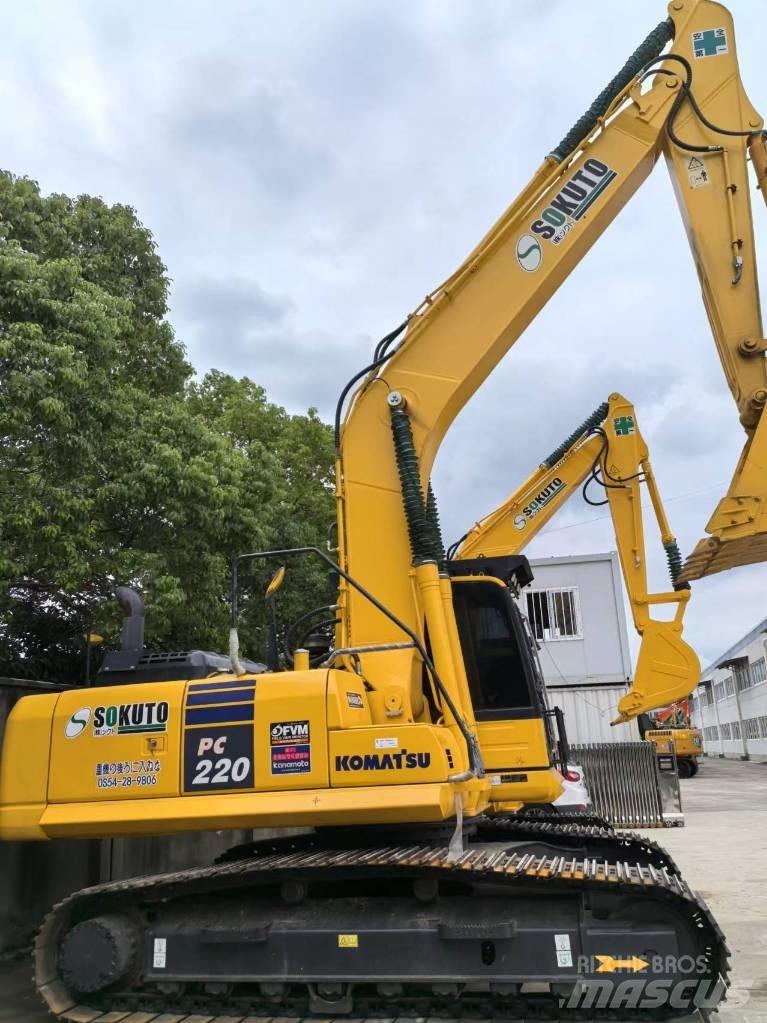 Komatsu PC 220-8 Lánctalpas kotrók