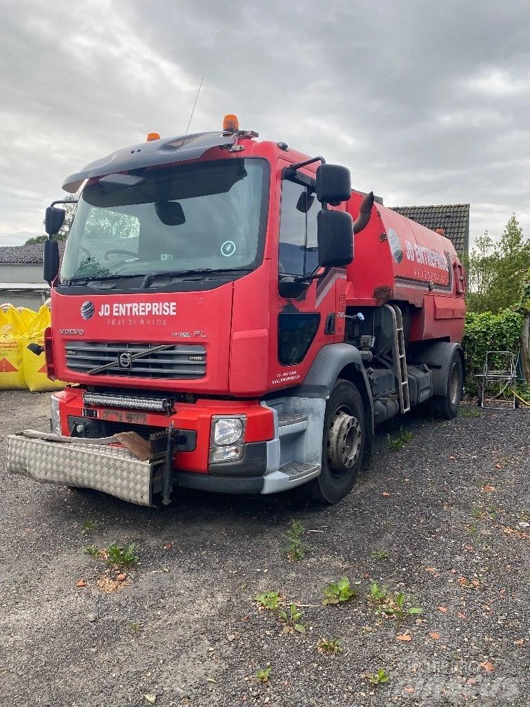 Volvo FL 240 Utcaseprő teherautók