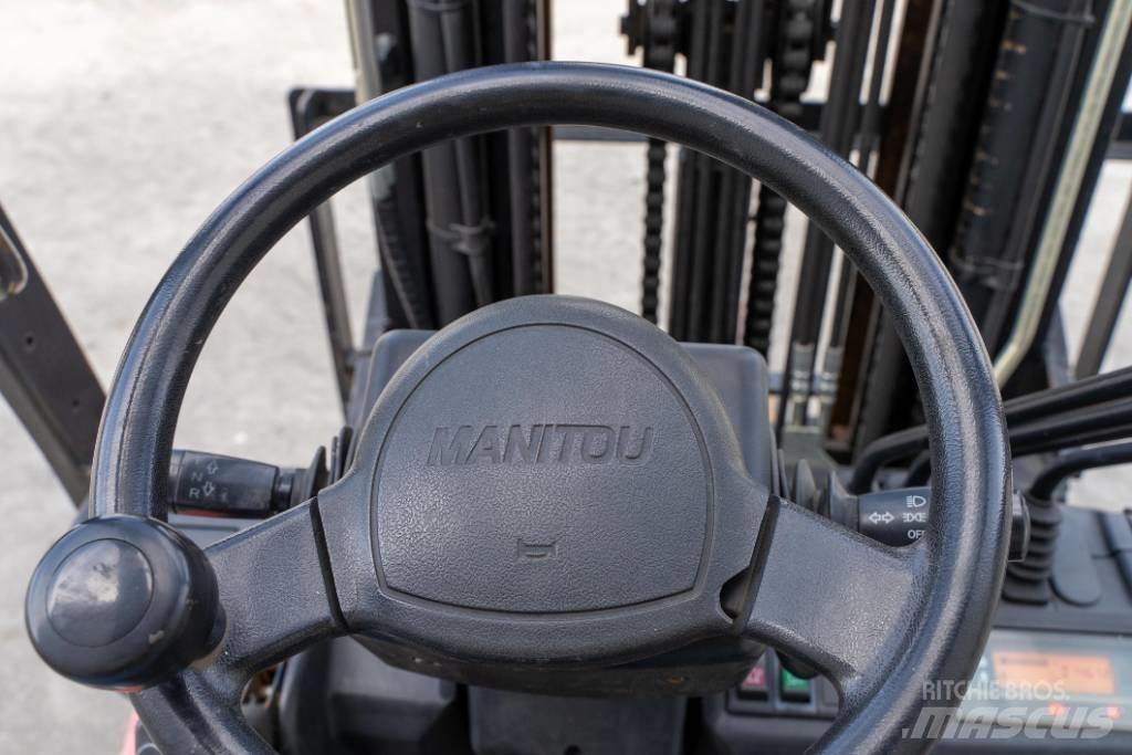 Manitou MI 25 D Dízel targoncák