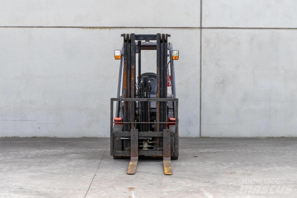 Manitou MI 25 D Dízel targoncák