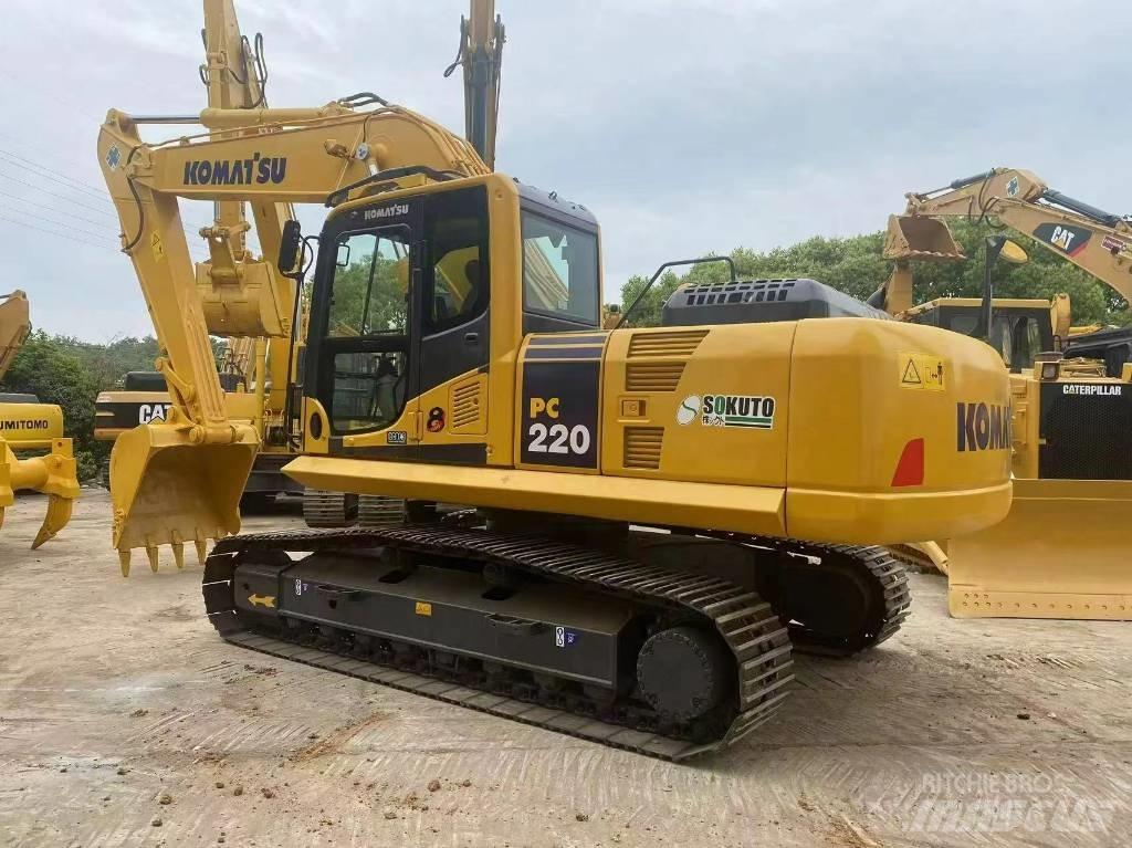 Komatsu PC220LC-8 Lánctalpas kotrók