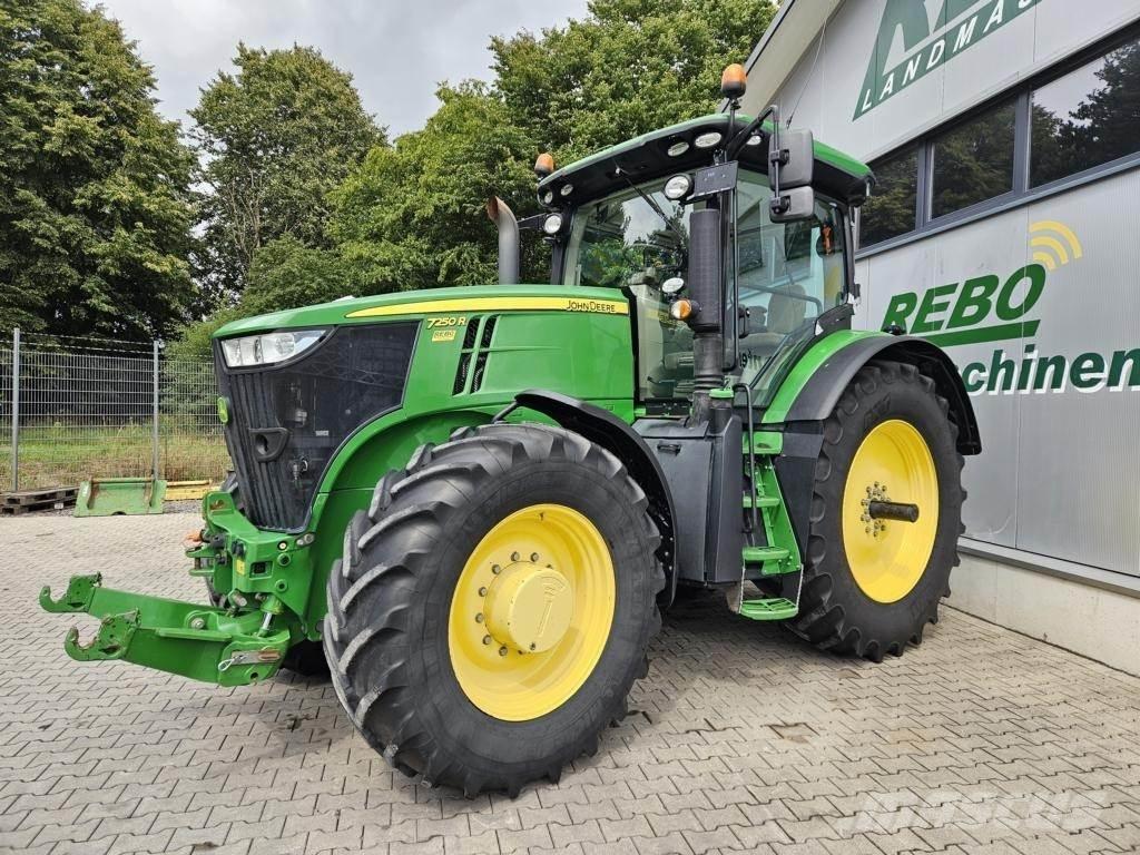 John Deere 7250R Traktorok