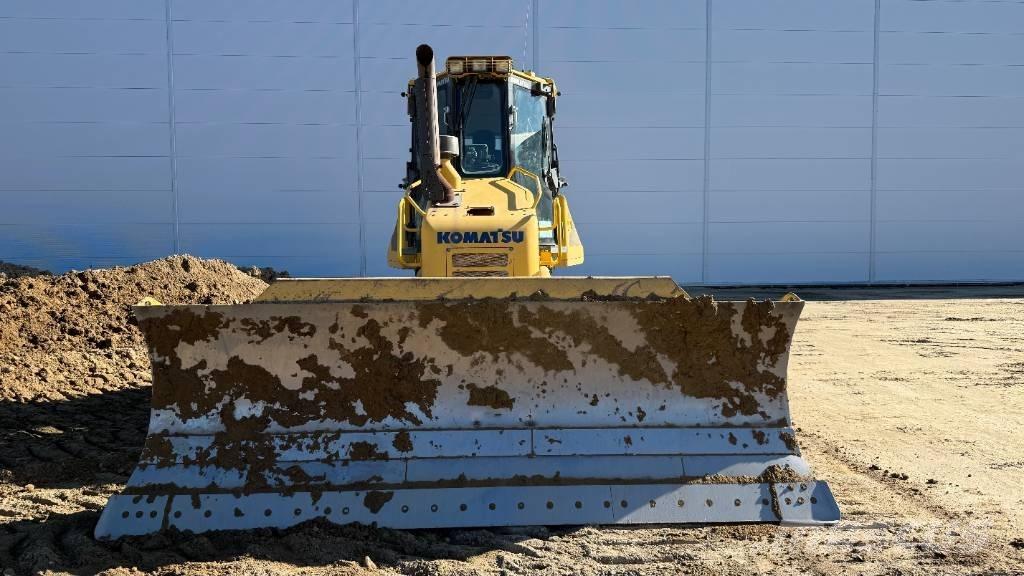 Komatsu D 61 PXI-23 lánctalpas dózerek