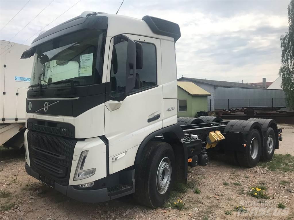Volvo FM 420 6X2 Fülkés alváz