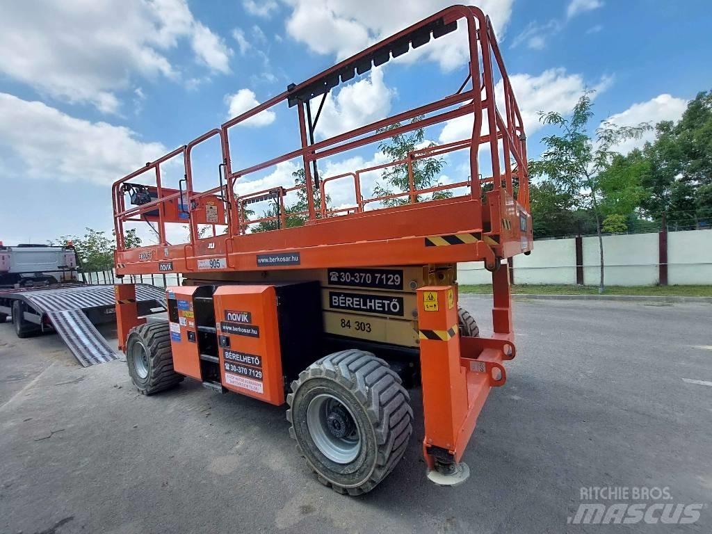 JLG 330 LRT Ollós emelők