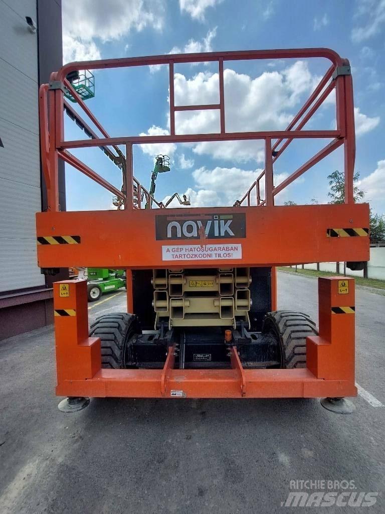 JLG 330 LRT MEGADECK Ollós emelők
