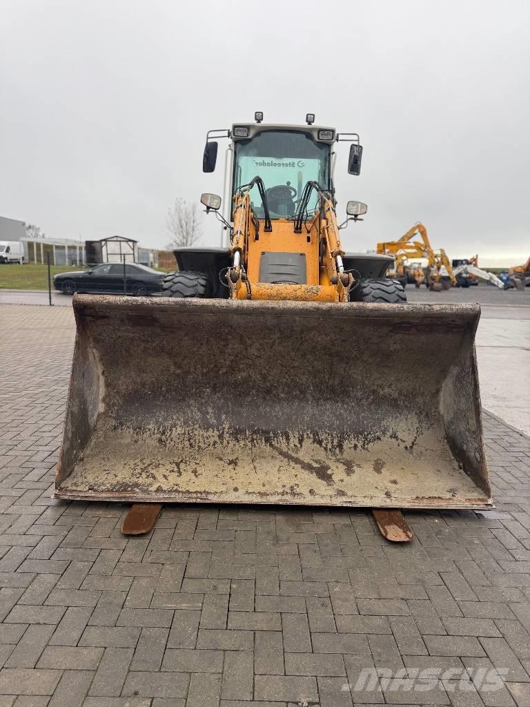 Liebherr L 514 Gumikerekes homlokrakodók